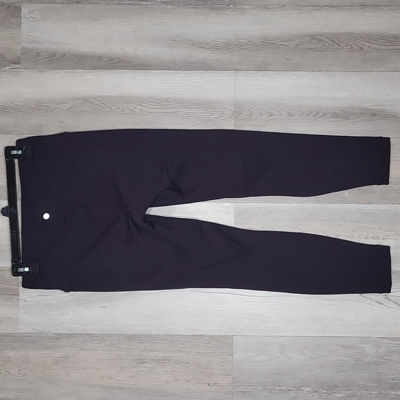 Yogalicious Lux Womens Medium Deep Purple Capri‎ Length Leggings Stretch Active - Picture 2 of 7